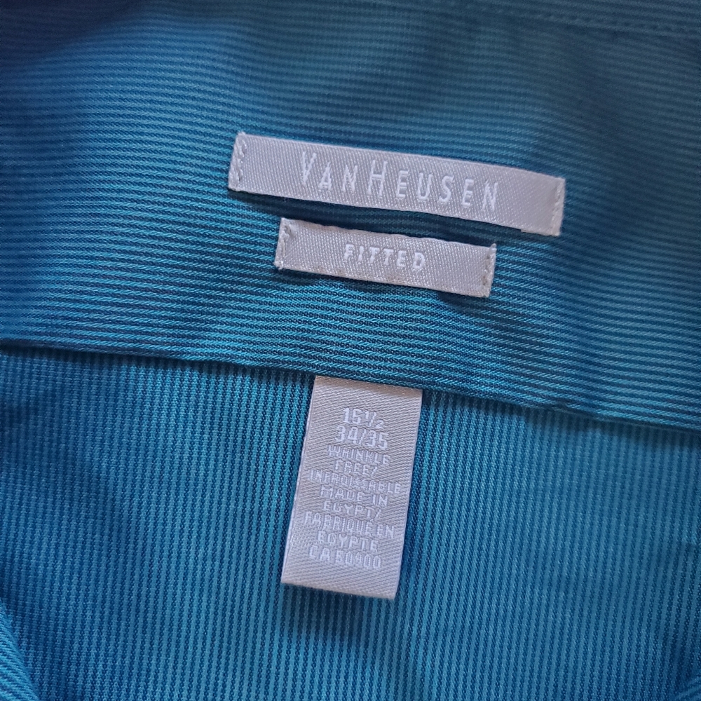 Van Heusen Fitted Button Down Teal Shirt Sz Med - Picture 2 of 7